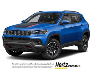 Used 2025 Jeep Compass Trailhawk video 1