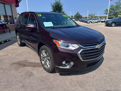 Used 2018 Chevrolet Traverse Premier AWD/4WD image 3