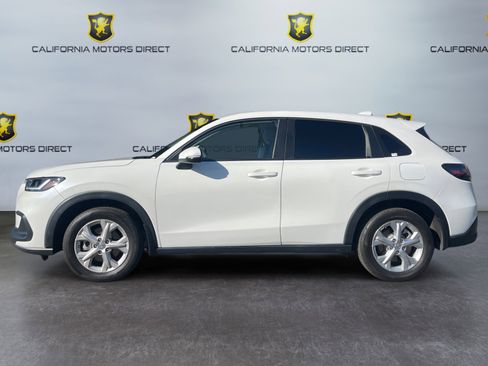 Used 2023 Honda HR-V LX image 2