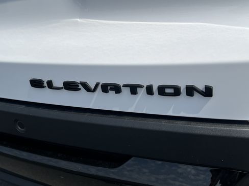 Used 2026 GMC Terrain Elevation w/ Elevation Premium Package AWD/4WD image 10