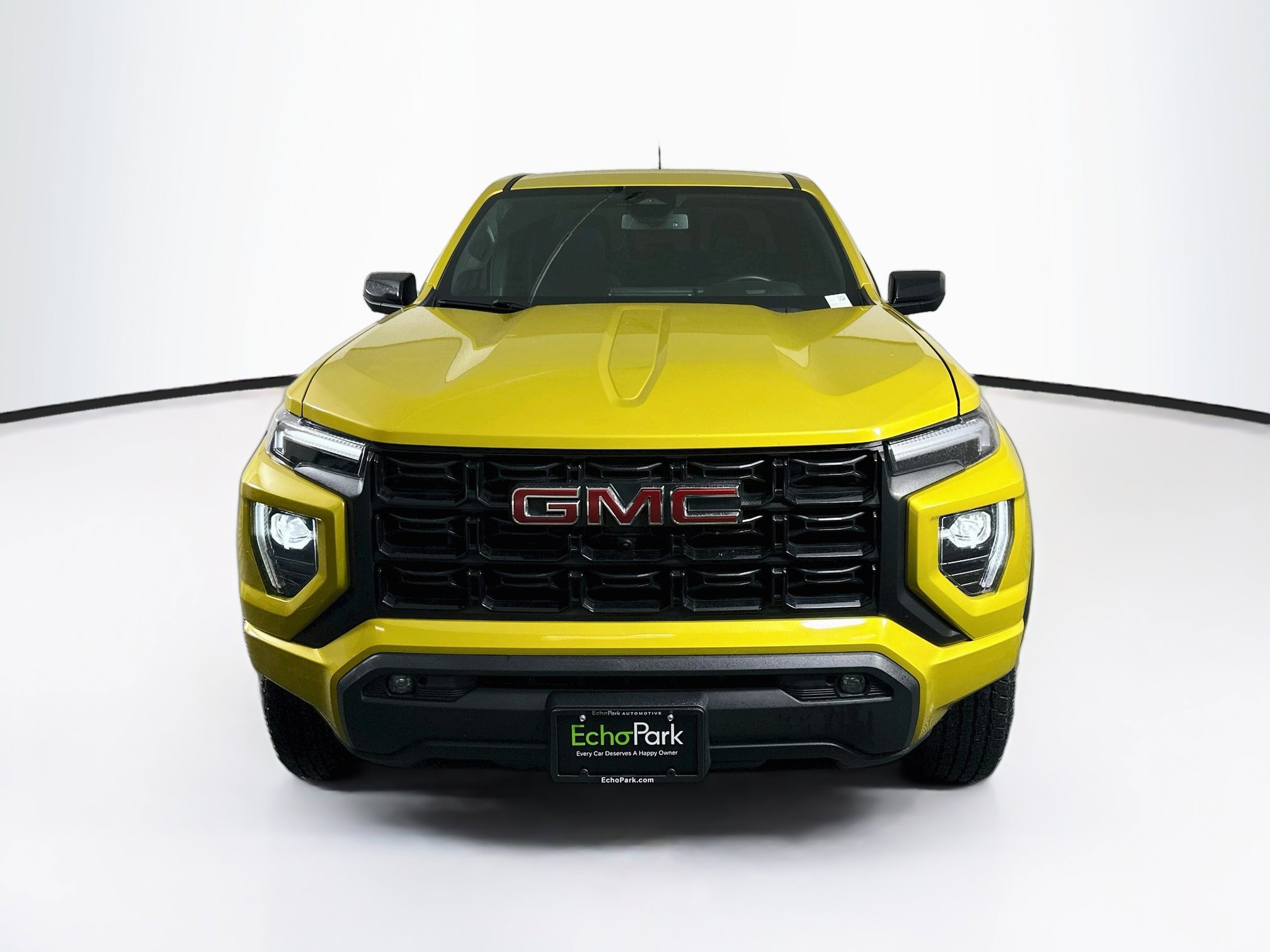 Used 2024 GMC Canyon Elevation w/ Convenience Package AWD/4WD image 2