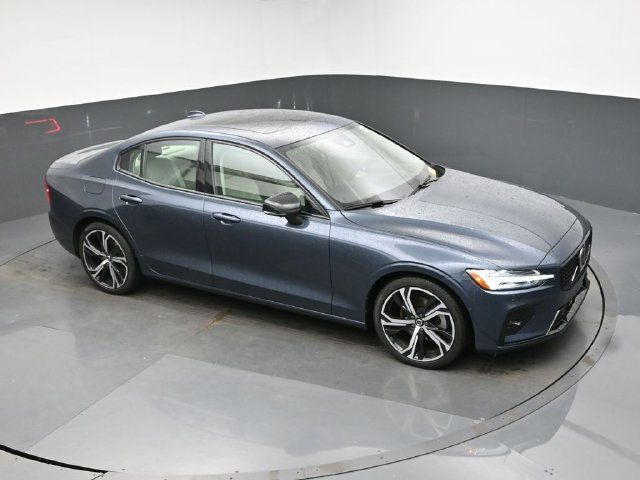 Used 2024 Volvo S60 B5 Ultimate w/ Climate Package AWD/4WD image 18
