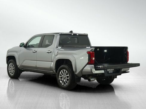 Used 2024 Toyota Tacoma Limited image 9