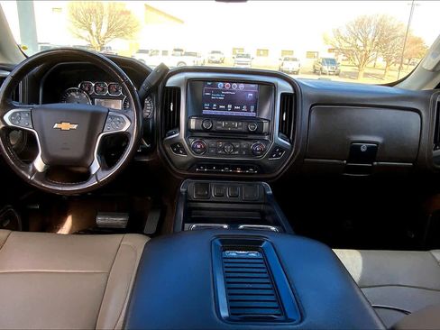 Used 2018 Chevrolet Silverado 1500 LTZ w/ Texas Edition image 15
