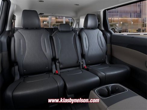 New 2026 Kia Carnival EX image 16