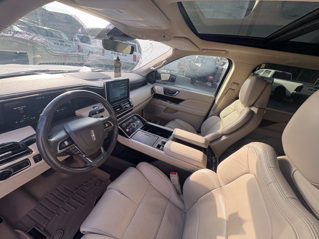 Used 2021 Lincoln Navigator L Reserve w/ Luxury Package AWD/4WD image 15