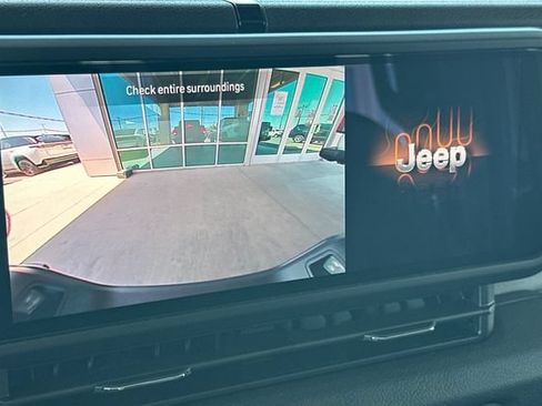 New 2026 Jeep Gladiator Sport AWD/4WD image 17
