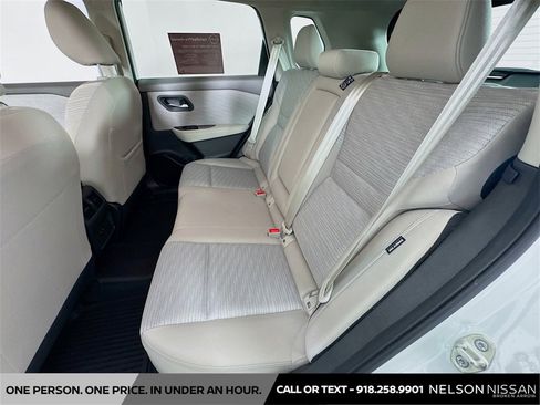 Certified 2023 Nissan Rogue SV image 22