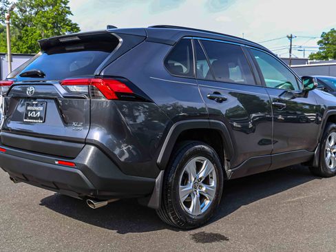Used 2020 Toyota RAV4 XLE w/ All Weather Liner Package AWD/4WD image 6