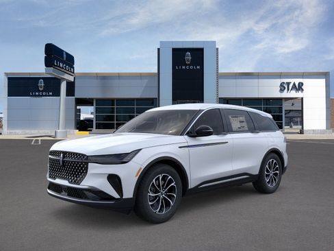 New 2026 Lincoln Nautilus Premier AWD/4WD image 1