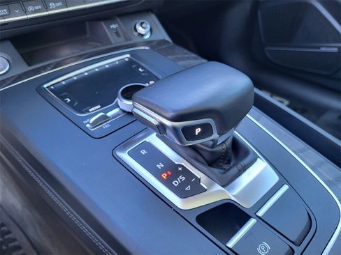 Used 2018 Audi Q5 Prestige w/ Prestige Package image 23