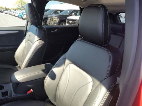 New 2026 Ford Escape SE w/ PHEV Premium Package image 23