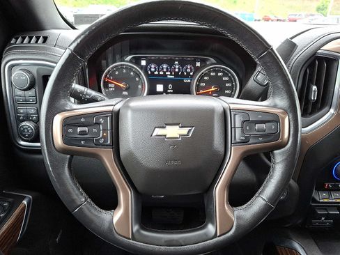 Used 2020 Chevrolet Silverado 1500 High Country w/ Technology Package AWD/4WD image 20