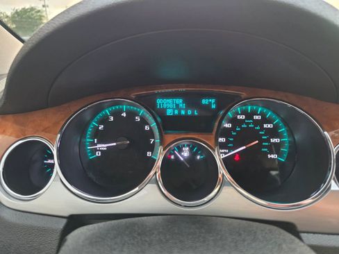 Used 2012 Buick Enclave Leather FWD image 16