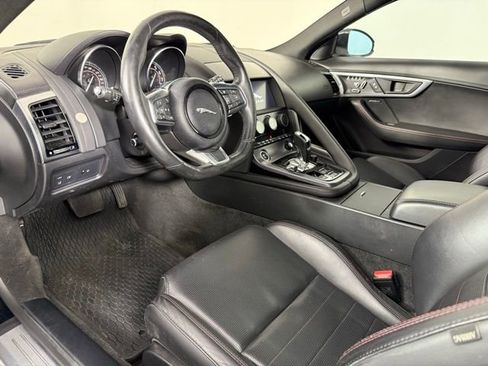 Used 2019 Jaguar F-TYPE Coupe image 10