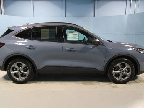 Used 2025 Ford Escape ST-Line w/ Equipment Group 301A image 35