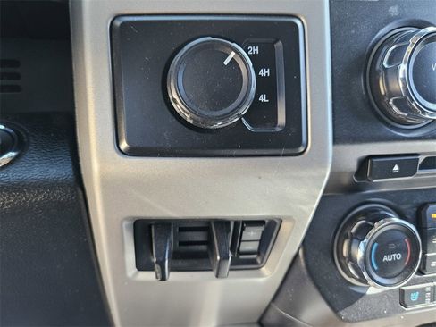 Used 2017 Ford F450 Lariat w/ Lariat Ultimate Package image 18