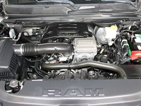 Used 2024 RAM 1500 Big Horn AWD/4WD image 28