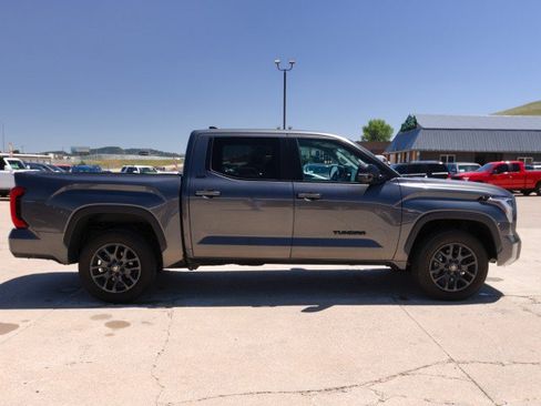 Used 2024 Toyota Tundra SR5 w/ SR5 Premium Package AWD/4WD image 6