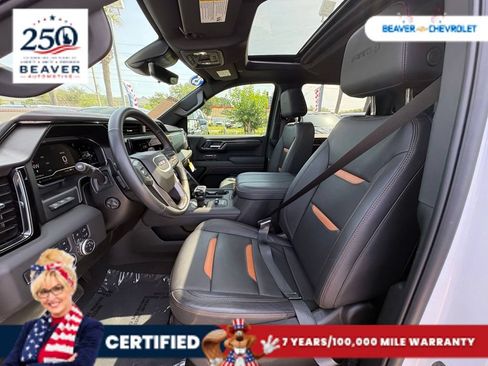 Used 2025 GMC Sierra 1500 AT4 w/ AT4 Premium Package AWD/4WD image 13