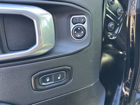 Used 2024 Jeep Wrangler Rubicon w/ Convenience Group image 11