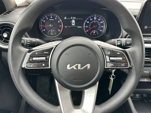 Used 2024 Kia Forte LXS FWD image 22