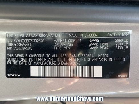 Used 2023 Volvo XC60 T8 Plus image 45