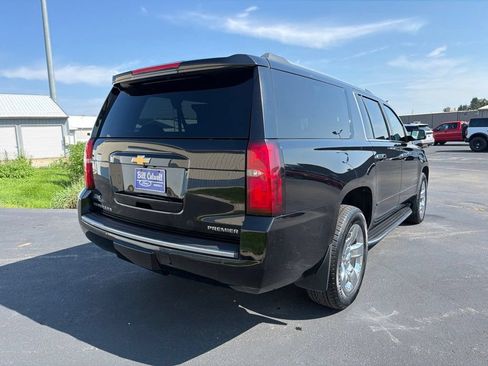 Used 2020 Chevrolet Suburban Premier w/ Max Trailering Package AWD/4WD image 4
