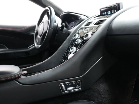 Used 2014 Aston Martin Vanquish Coupe RWD image 83