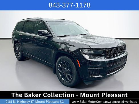 Used 2025 Jeep Grand Cherokee L Summit w/ Advanced Protech Group IV AWD/4WD image 3