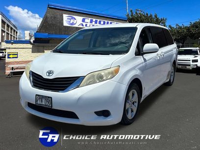 Used 2012 Toyota Sienna LE
