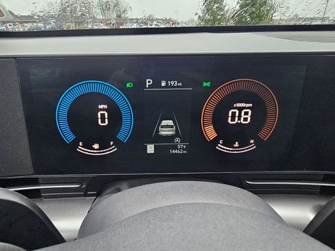 Used 2024 Hyundai Kona SE image 30