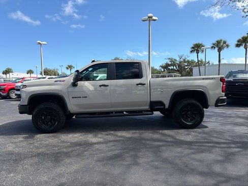 New 2026 Chevrolet Silverado 2500 ZR2 w/ ZR2 Bison Edition AWD/4WD image 4