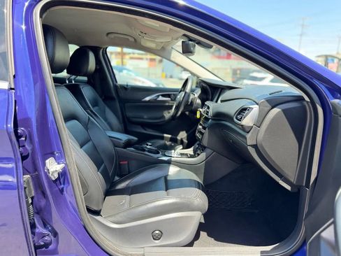 Used 2017 INFINITI QX30 w/ Cargo Package FWD image 34