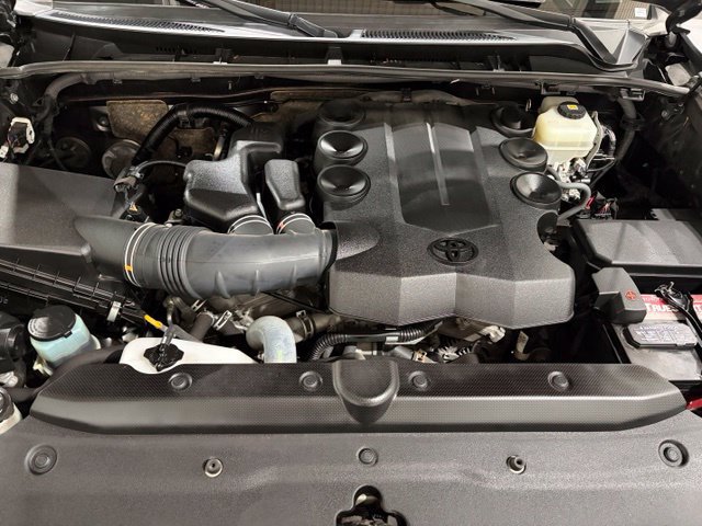 Used 2019 Toyota 4Runner SR5 Premium AWD/4WD image 26