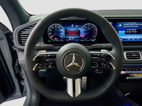 New 2026 Mercedes-Benz GLS 450 4MATIC image 13