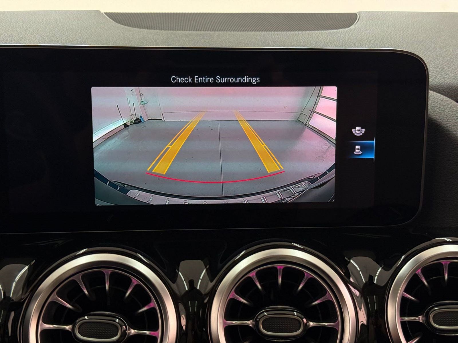 Used 2023 Mercedes-Benz GLA 250 image 17