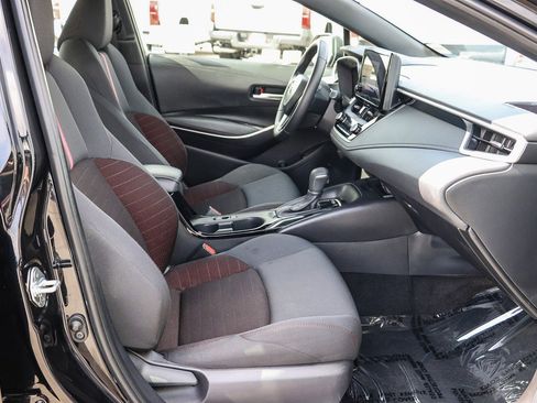 Certified 2024 Toyota Corolla SE w/ SE Premium Package FWD image 11