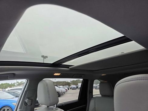 Used 2019 Toyota Highlander Limited Platinum image 8