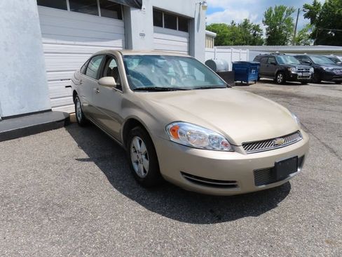 Used 2008 Chevrolet Impala LT FWD image 3
