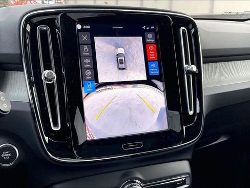 New 2026 Volvo XC40 B5 Ultra w/ Protection Package Premier image 20