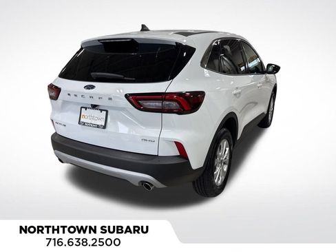 Used 2023 Ford Escape Active image 25