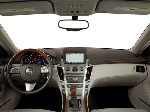 Used 2010 Cadillac CTS Premium RWD image 10