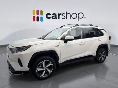 Used 2021 Toyota RAV4 SE w/ Weather & Moonroof Package