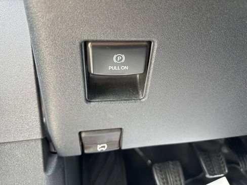 Used 2022 Ford Bronco Black Diamond image 15