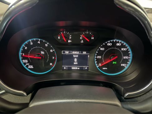 Used 2020 Chevrolet Malibu LT FWD image 26