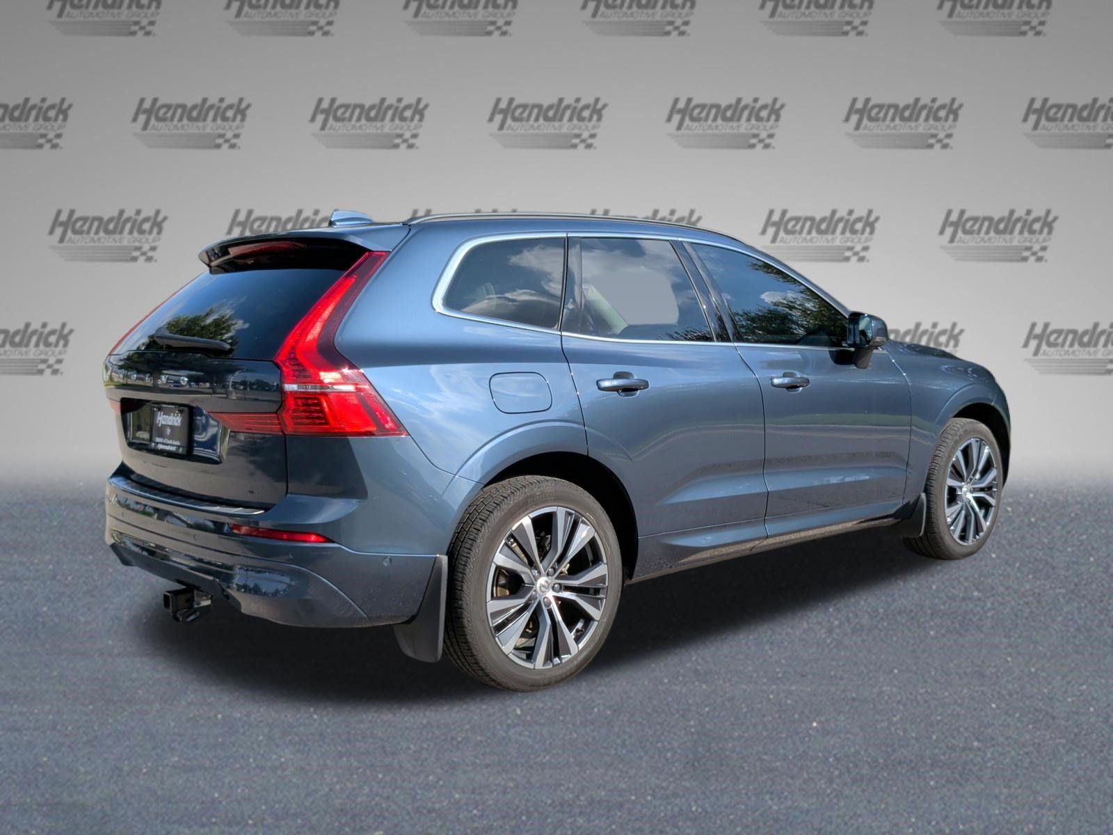 Used 2022 Volvo XC60 B5 Momentum w/ Advanced Package AWD/4WD image 7