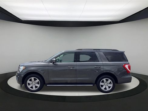 Used 2020 Ford Expedition XLT w/ Equipment Group 202A AWD/4WD image 5
