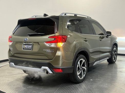 Used 2024 Subaru Forester Touring image 7