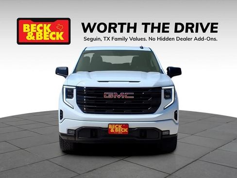 Certified 2025 GMC Sierra 1500 Elevation AWD/4WD image 2